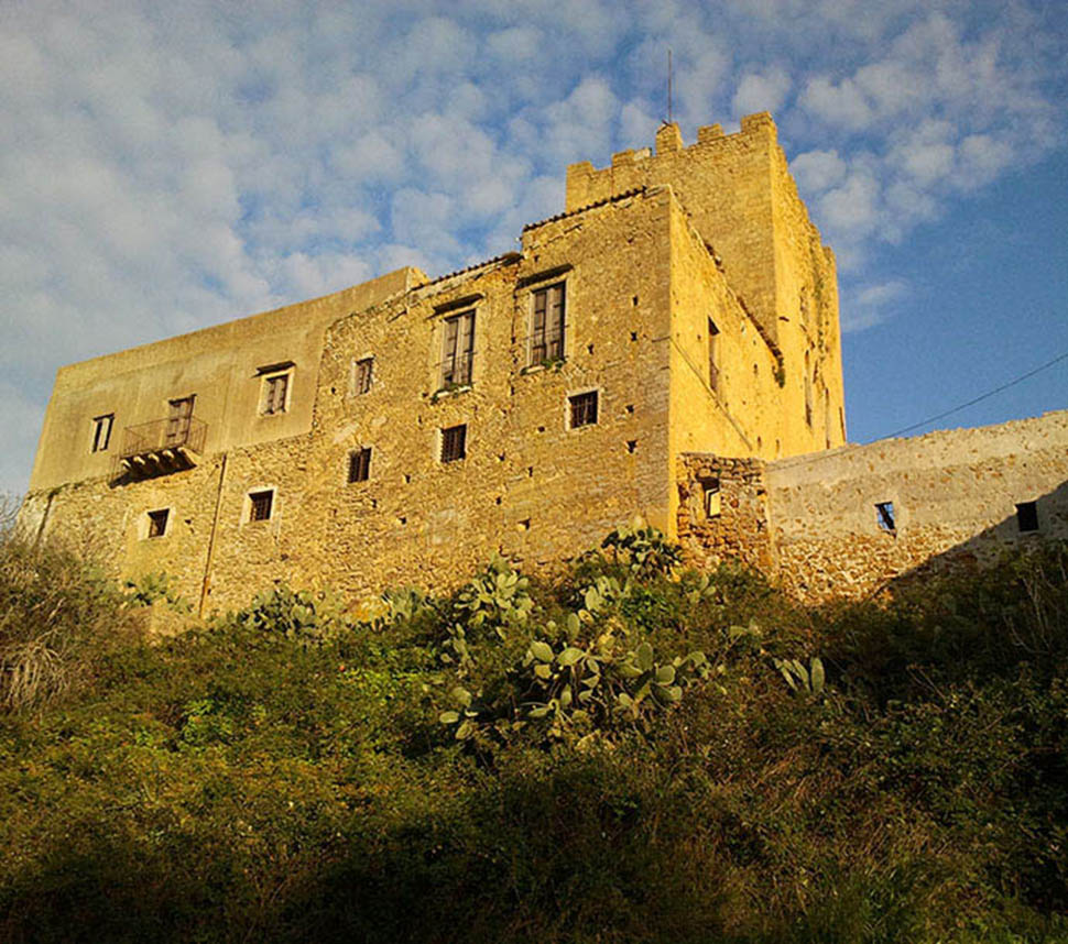 TOrre Salto d'Angiò